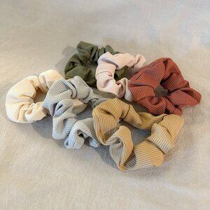Brand New Set of 6 Ribbed Hair Scrunchies